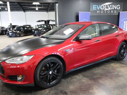 Used 2014 Tesla Model S P85 RWD image 5