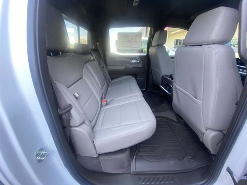 New 2026 GMC Sierra 1500 SLT w/ SLT Premium Plus Package image 19