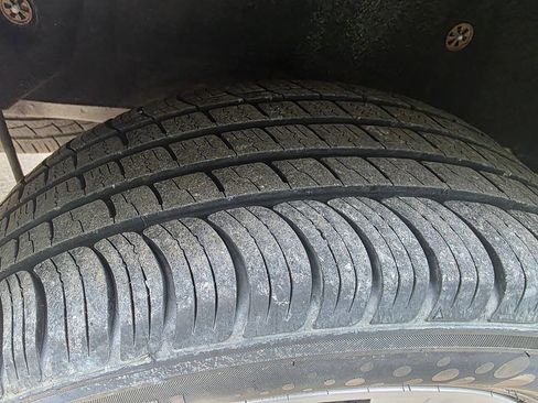 Used 2019 Ford Transit Connect XL image 43