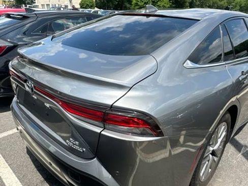 Used 2023 Toyota Mirai w/ Advanced Technology Package RWD image 4