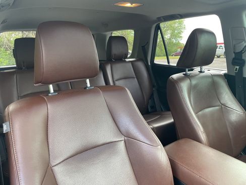 Used 2019 Toyota 4Runner Limited RWD image 28