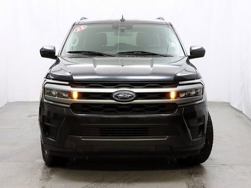 Used 2022 Ford Expedition Max XLT image 5