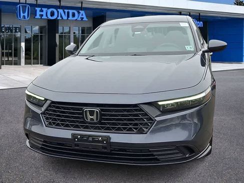 Certified 2023 Honda Accord LX image 3