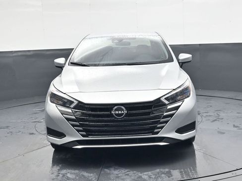 Used 2025 Nissan Versa SV w/ Trunk Package image 10