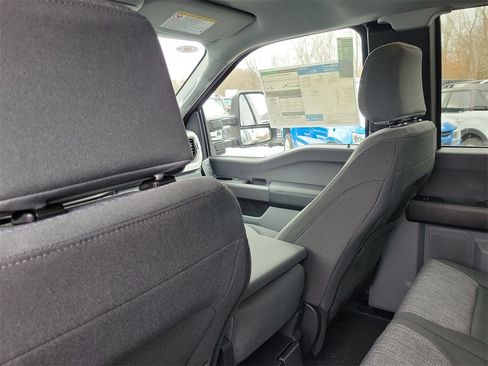 New 2026 Ford F250 XLT image 28