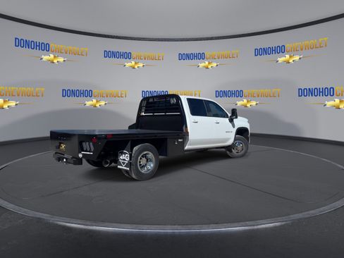 New 2026 Chevrolet Silverado 3500 LT w/ Convenience Package image 8