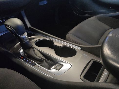 Used 2023 Chevrolet Malibu LT FWD image 26