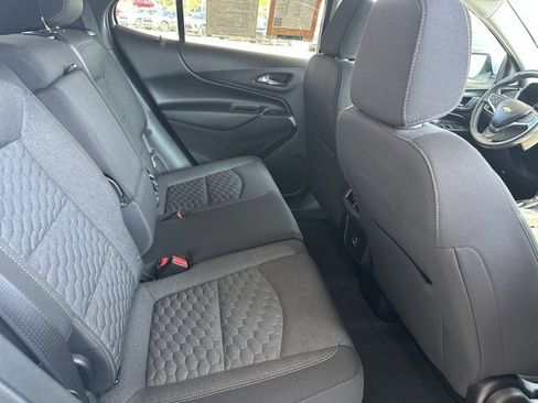 Used 2019 Chevrolet Equinox LT image 16