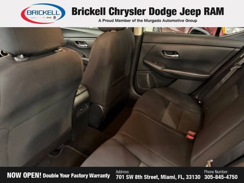 Used 2023 Nissan Sentra SV FWD image 11