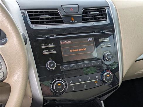Used 2015 Nissan Altima 2.5 S w/ Power Driver Seat Package FWD image 14