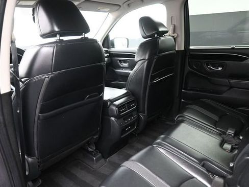 Certified 2023 Honda Pilot EX-L image 2