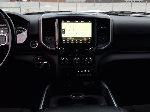 Used 2019 RAM 1500 Big Horn image 15