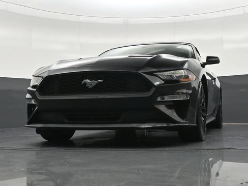 Used 2020 Ford Mustang Premium RWD image 25