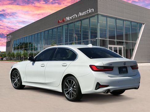 Used 2019 BMW 330i xDrive Sedan w/ Premium Package AWD/4WD image 7