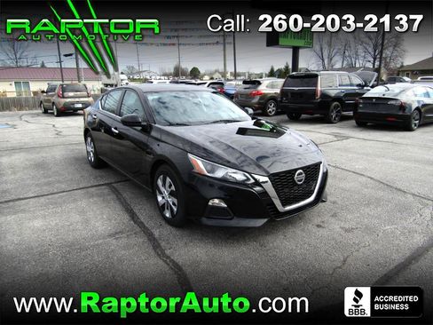 Used 2021 Nissan Altima 2.5 S image 1