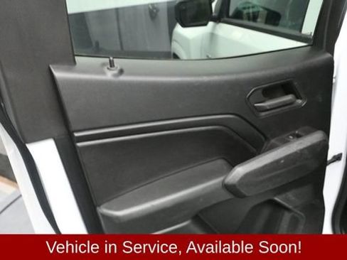 Used 2024 Chevrolet Colorado W/T w/ Safety Package RWD image 18