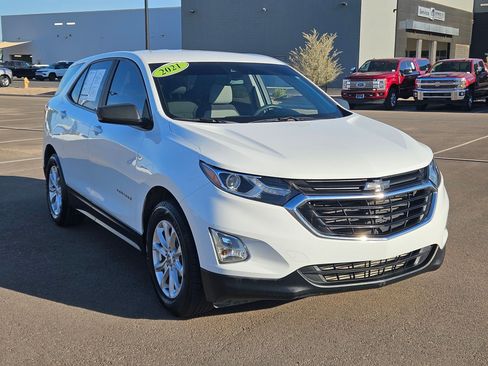 Certified 2021 Chevrolet Equinox LS w/ LS Convenience Package FWD image 7