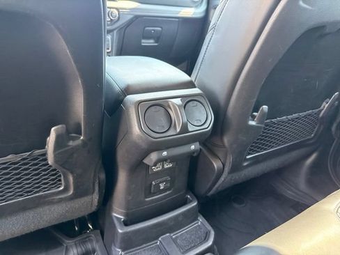 Used 2024 Jeep Wrangler Unlimited Rubicon 4xe AWD/4WD image 19