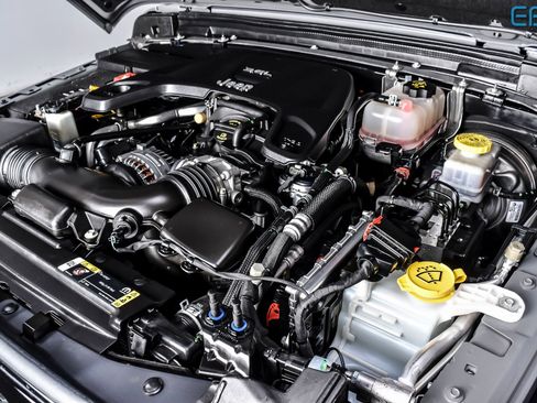 Used 2021 Jeep Wrangler Unlimited Sport image 12