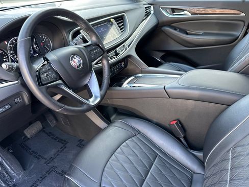 Certified 2024 Buick Enclave Avenir FWD image 10