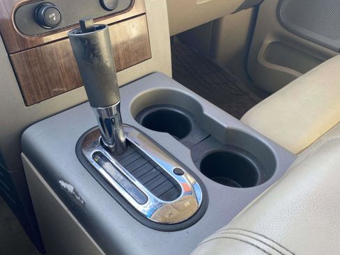 Used 2004 Ford F150 Lariat image 30