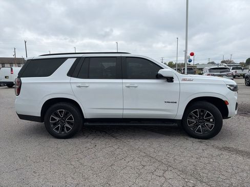 Used 2022 Chevrolet Tahoe Z71 w/ Luxury Package AWD/4WD image 4
