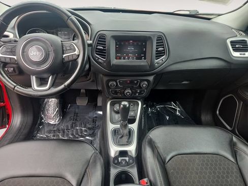 Used 2019 Jeep Compass Latitude AWD/4WD image 10