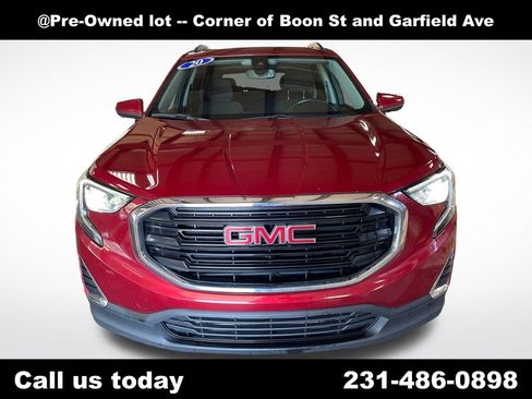 Used 2020 GMC Terrain SLE w/ Driver Convenience Package AWD/4WD image 8