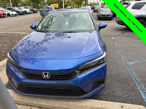 Certified 2023 Honda Civic EX image 2