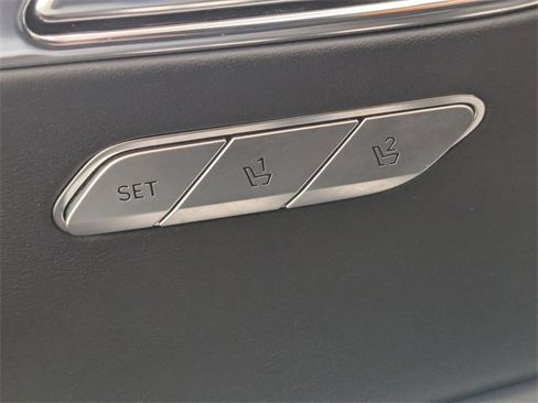 Used 2024 Genesis GV80 2.5T image 11