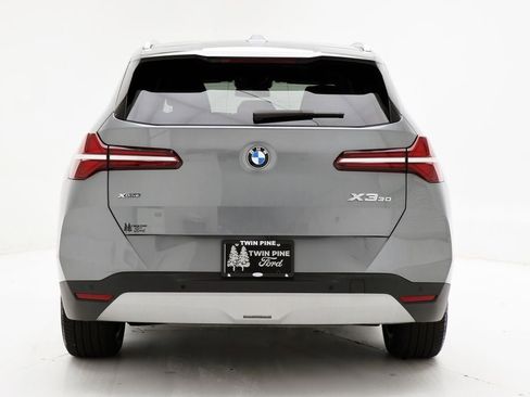 Used 2025 BMW X3 xDrive30i w/ Premium Package image 8