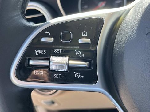 Used 2022 Mercedes-Benz GLC 300 image 35