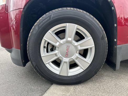 Used 2011 GMC Terrain SLE AWD/4WD image 28