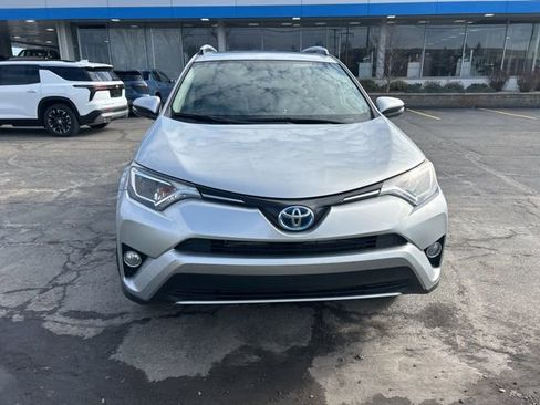 Used 2016 Toyota RAV4 XLE image 3