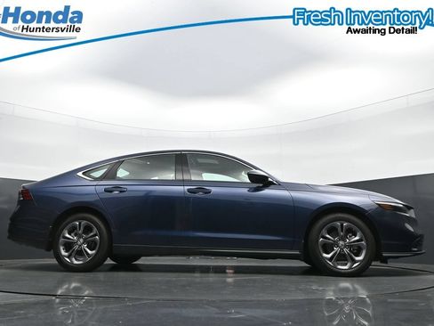 Used 2023 Honda Accord EX image 38