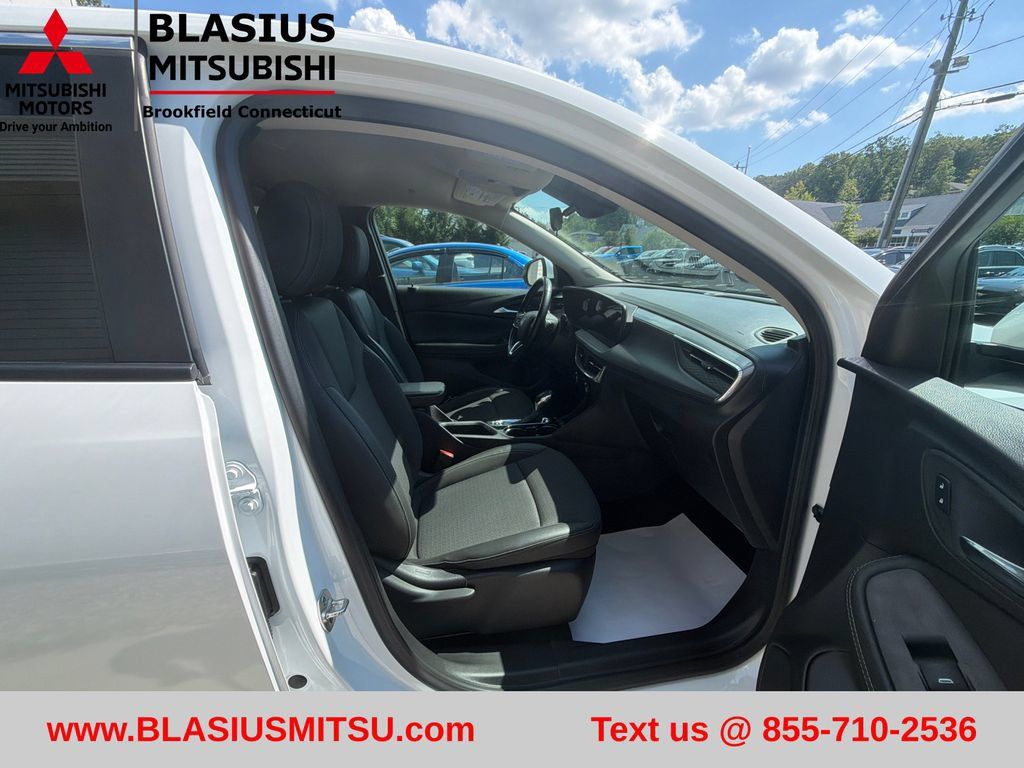 Used 2024 Buick Encore GX Preferred FWD image 41