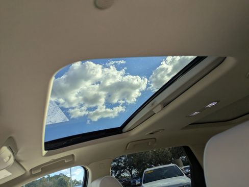 Used 2022 Buick Enclave Avenir w/ Trailering Package, 5000 lbs. image 22