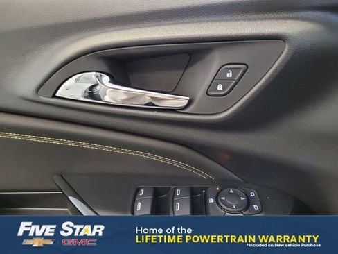 New 2026 Chevrolet Trax LT w/ Driver Confidence Package FWD image 25