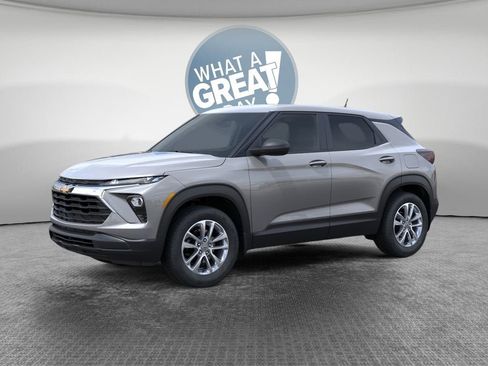 New 2026 Chevrolet TrailBlazer LS AWD/4WD image 2