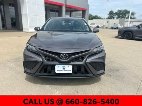 Used 2023 Toyota Camry SE FWD image 3