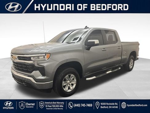 Used 2025 Chevrolet Silverado 1500 LT w/ Protection Package AWD/4WD image 1