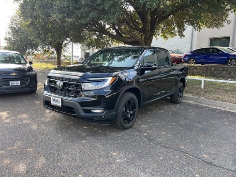 New 2026 Honda Ridgeline Black Edition image 3