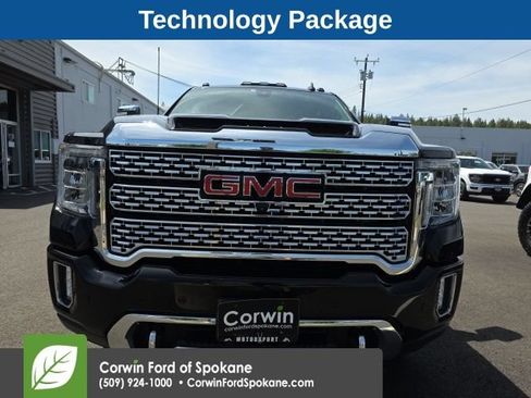 Used 2021 GMC Sierra 3500 Denali w/ Denali Ultimate Package AWD/4WD image 2