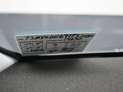 Used 2026 Tesla Model Y Long Range RWD image 9