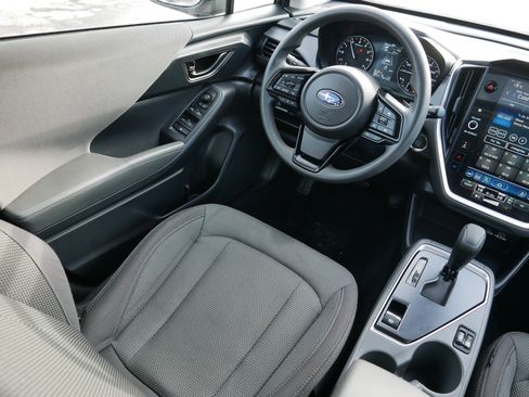 Used 2024 Subaru Crosstrek 2.0i Premium image 9