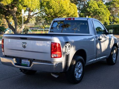 Used 2017 RAM 1500 Tradesman w/ Chrome Appearance Group image 12