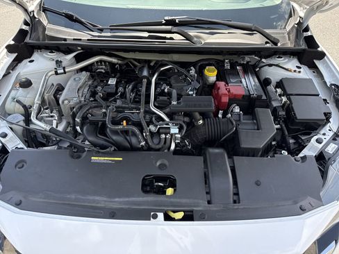 Used 2024 Nissan Sentra SV FWD image 30