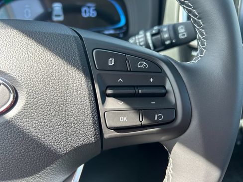 New 2026 Hyundai Venue SEL FWD image 19