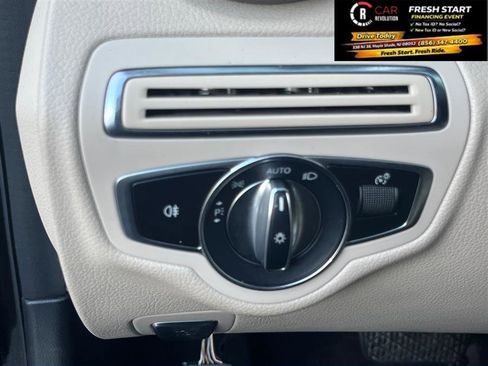 Used 2019 Mercedes-Benz C 300 4MATIC Sedan image 28