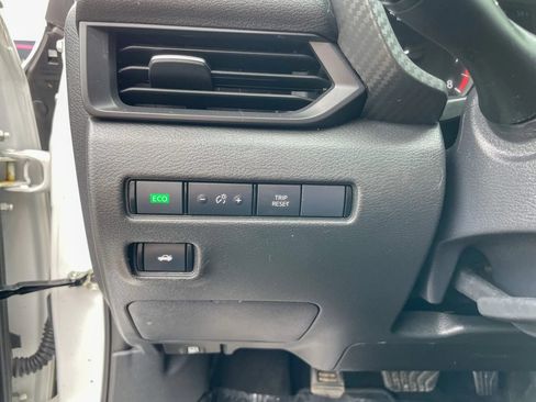Used 2024 Nissan Sentra S FWD image 12